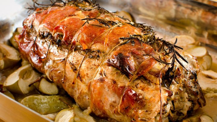 Big Feast, Big Crowd: 15 Christmas Dinner Ideas For A Large Group